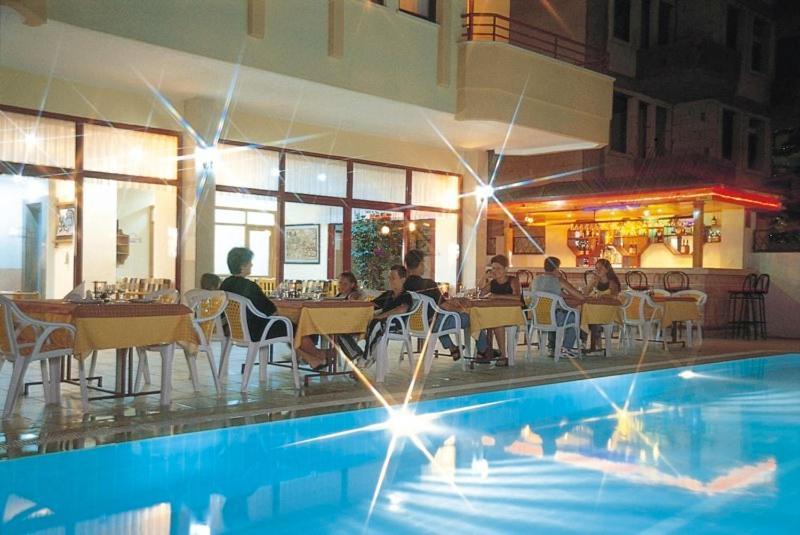 Amber-Rose Apart Hotel Alanya Exteriör bild