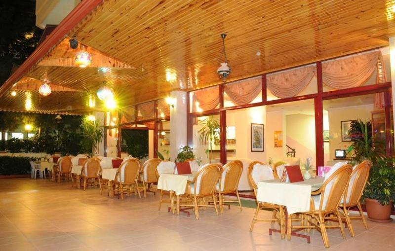 Amber-Rose Apart Hotel Alanya Exteriör bild
