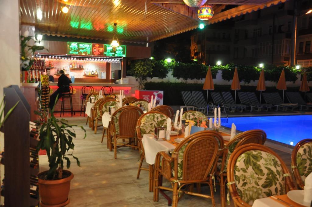 Amber-Rose Apart Hotel Alanya Exteriör bild
